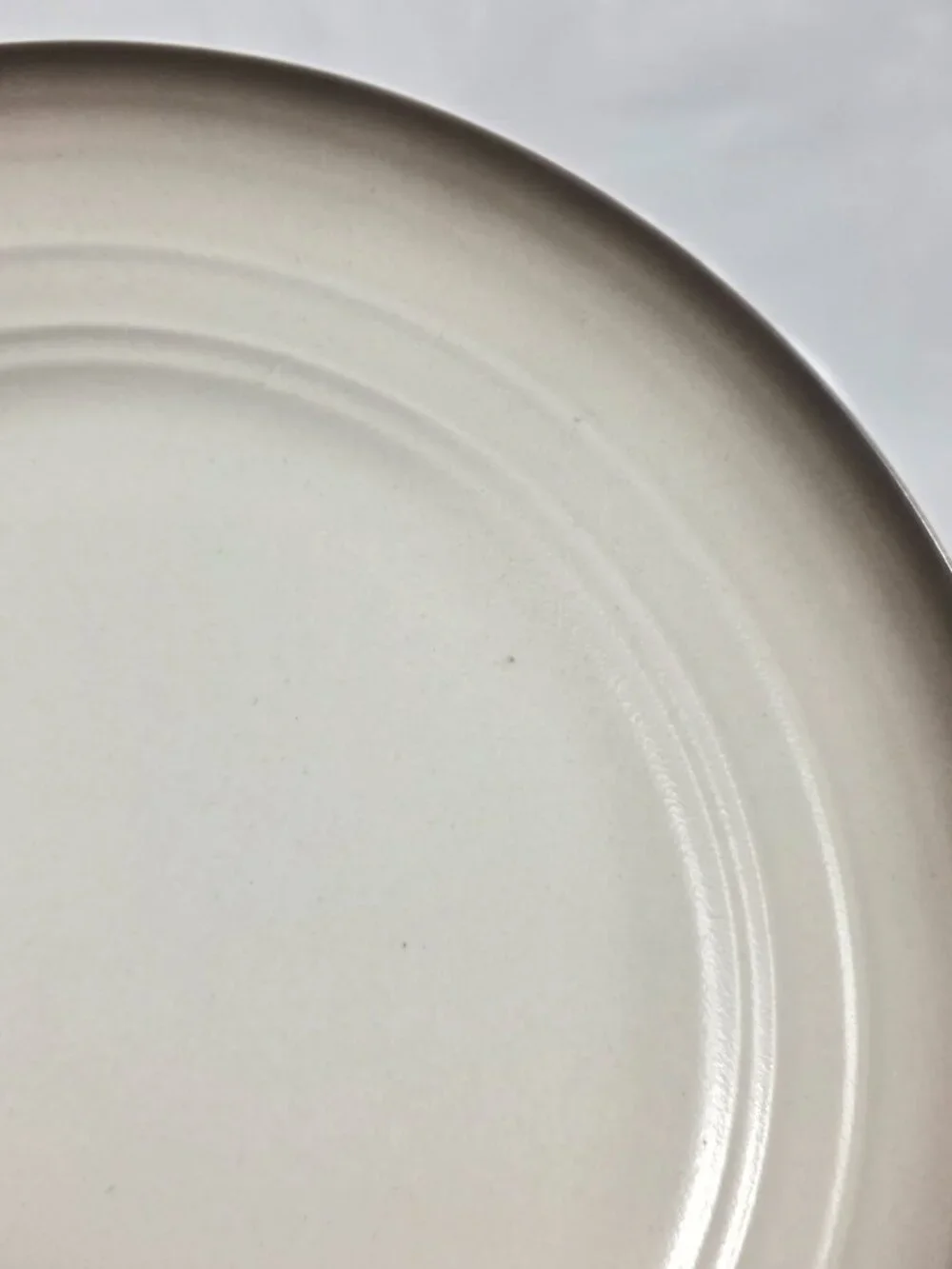 Mikasa Swirl Ombre Mocha Salad Plate White with Mocha Border Embossed Rings